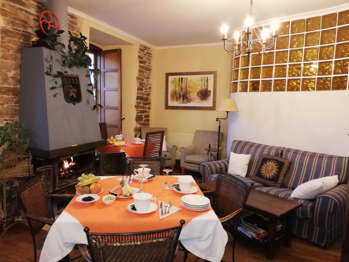 Hotel Rural Oscos Villanueva de Oscos エクステリア 写真