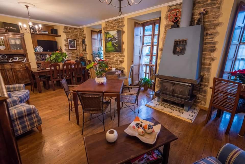 Hotel Rural Oscos Villanueva de Oscos エクステリア 写真