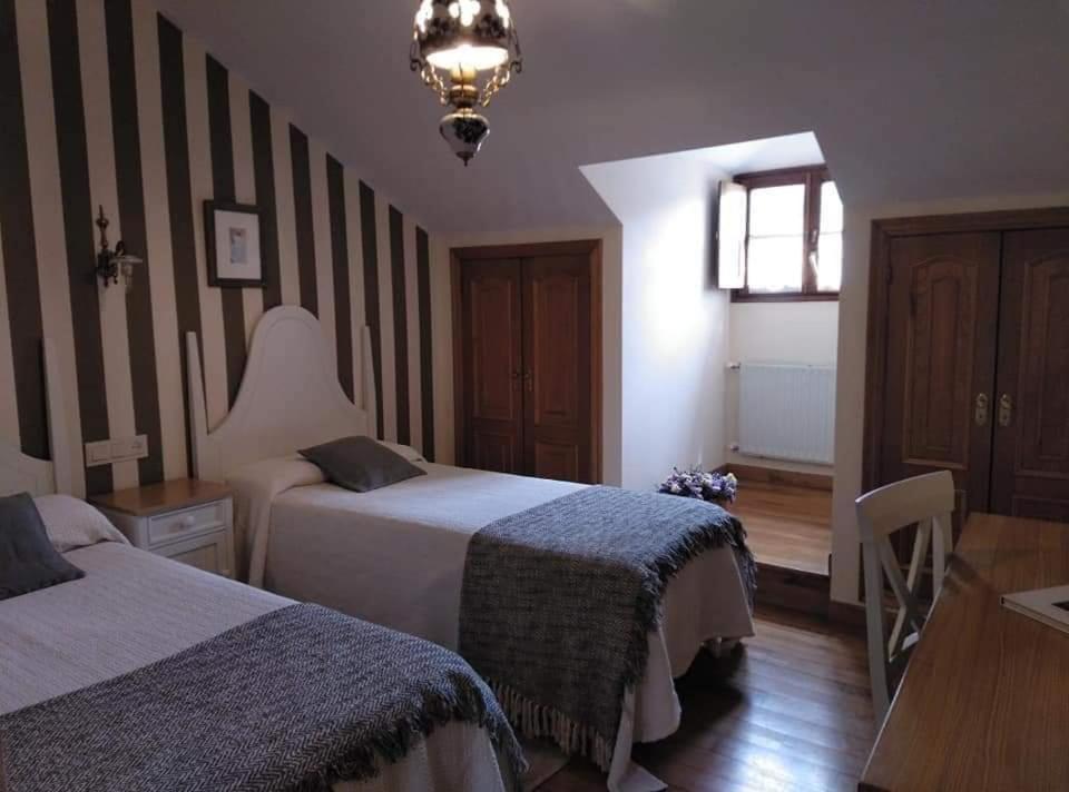 Hotel Rural Oscos Villanueva de Oscos エクステリア 写真